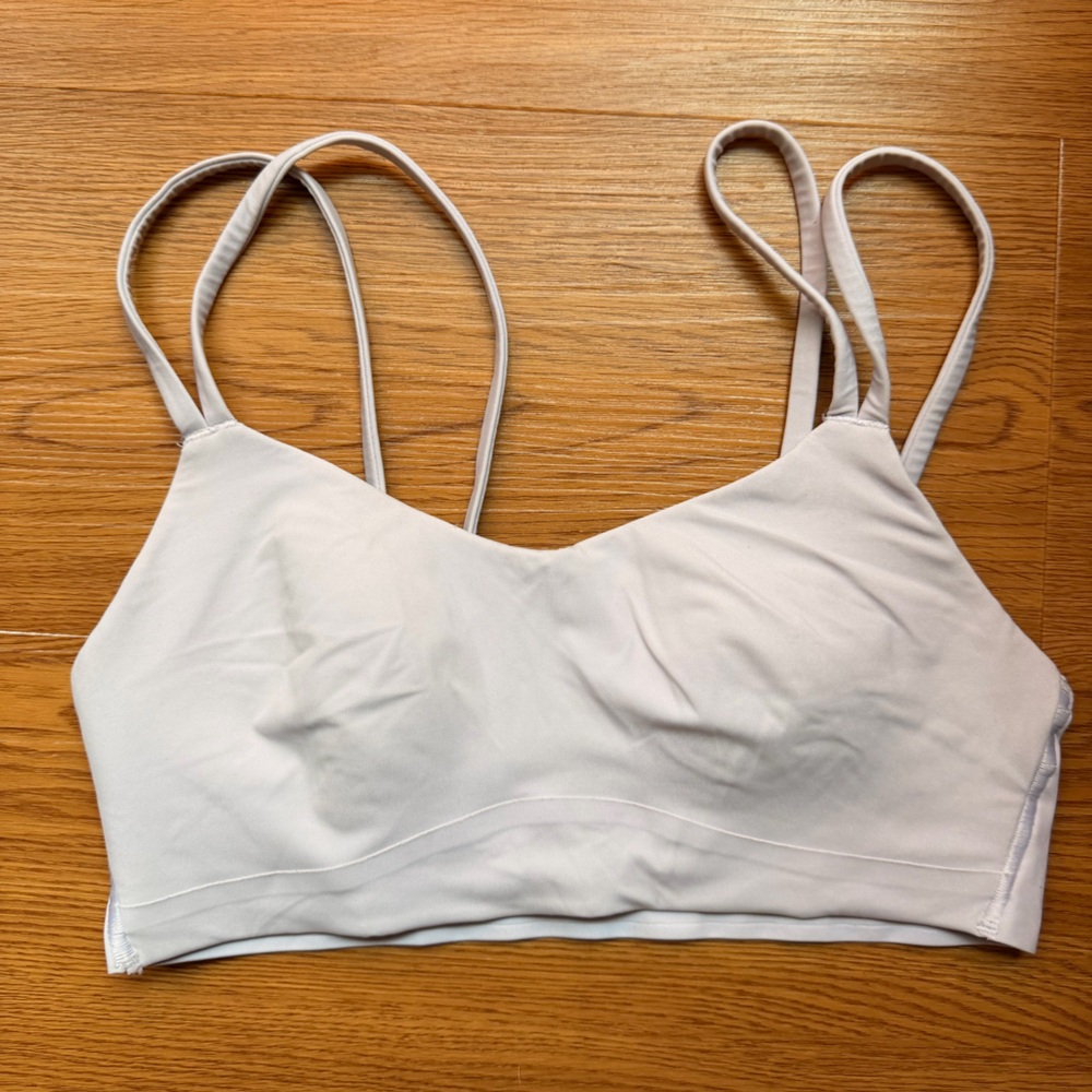 Lululemon like a cloud bra size 6
